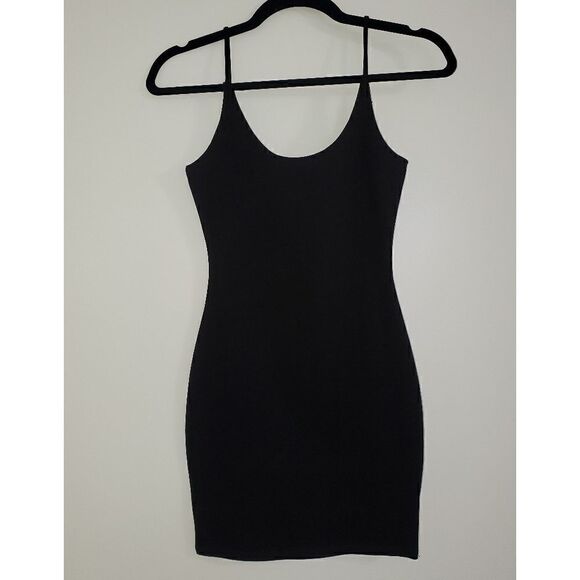 Fashion Nova body sculpting mini dress - Picture 5 of 6